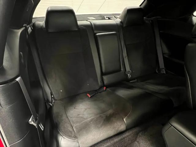 2016 Dodge Challenger 392 Hemi Scat Pack Shaker
