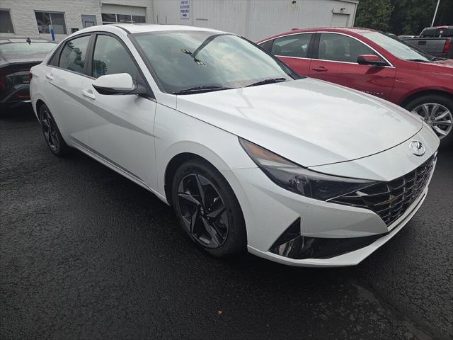 2022 Hyundai Elantra SEL 2022 Hyundai Elantra SEL