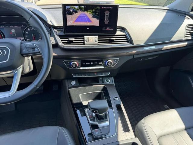 2023 Audi Q5 Premium 45 TFSI S line quattro 2023 Audi Q5 Premium 45 TFSI S line quattro