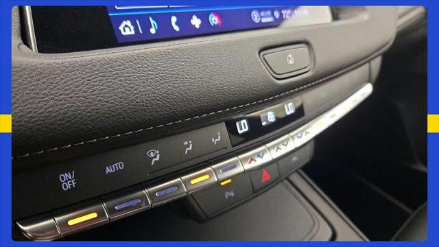 2023 Cadillac XT4 AWD Premium Luxury