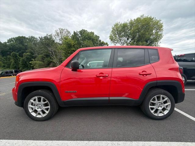 2023 Jeep Renegade Latitude 4x4 2023 Jeep Renegade Latitude 4x4