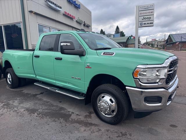 2024 RAM 3500 Big Horn Crew Cab 4x4 8 Box