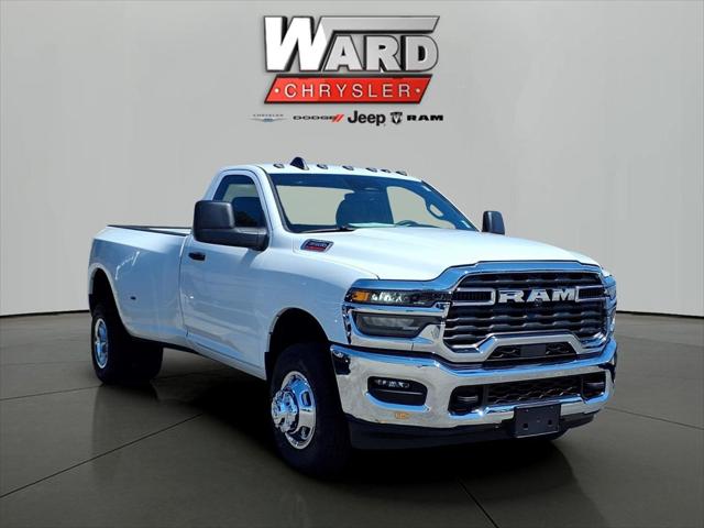 2026 RAM Ram 3500 RAM 3500 TRADESMAN REGULAR CAB 4X4 8 BOX