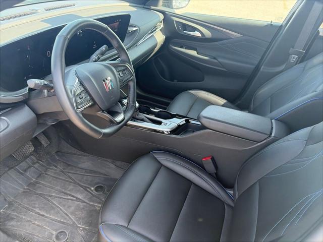 2025 Buick NV Sport Touring FWD