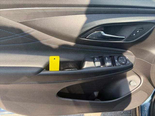 2025 Buick NV Sport Touring FWD