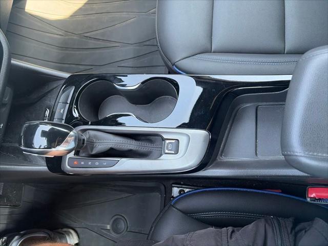 2025 Buick NV Sport Touring FWD