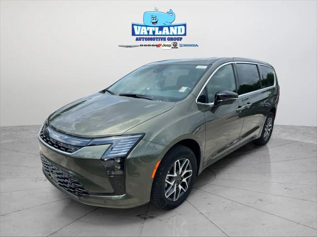 2027 Chrysler Pacifica Limited AWD