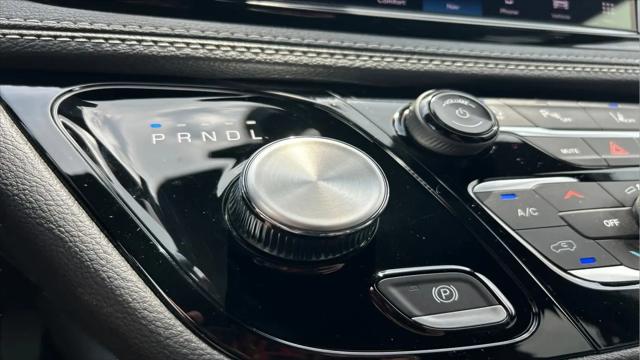 2027 Chrysler Pacifica Limited AWD