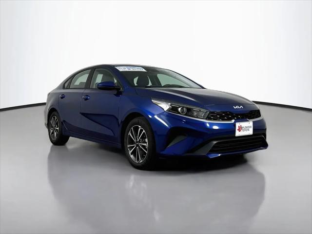 2023 Kia Forte LXS for sale in Maplewood, MN