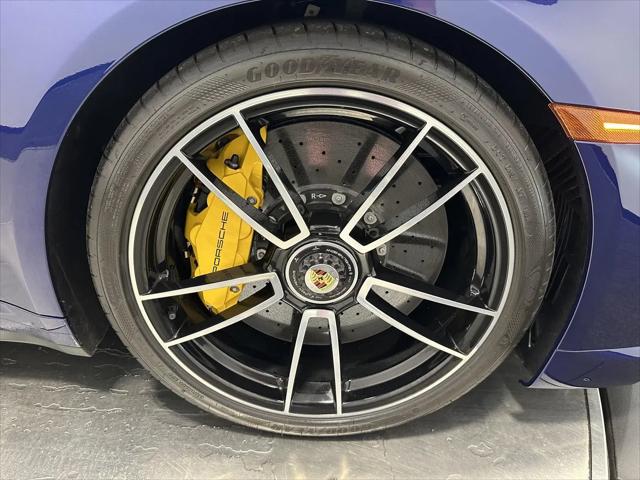 2021 Porsche 911 Turbo S Cabriolet