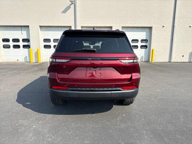 2023 Jeep Grand Cherokee Altitude 4x2 2023 Jeep Grand Cherokee Altitude 4x2