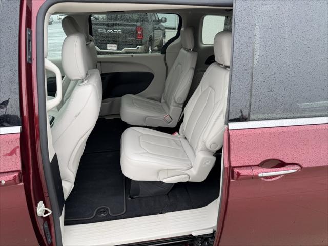 2021 Chrysler Pacifica Touring L AWD