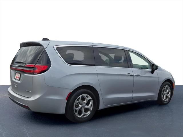2024 Chrysler Pacifica Limited