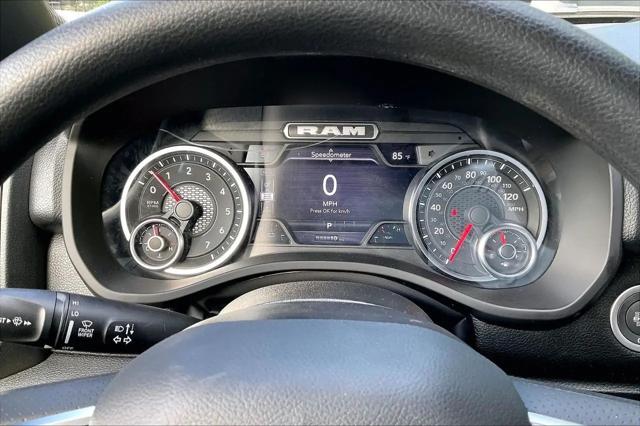 2026 Ram 1500 Express Crew Cab 4x4 5'7" Box