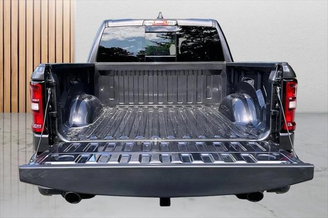 2026 Ram 1500 Express Crew Cab 4x4 5'7" Box