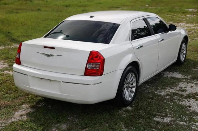 2010 Chrysler 300 Touring/Signature Series/Executive Series