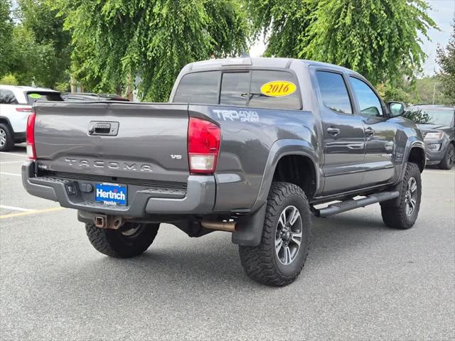 2016 Toyota Tacoma TRD Sport