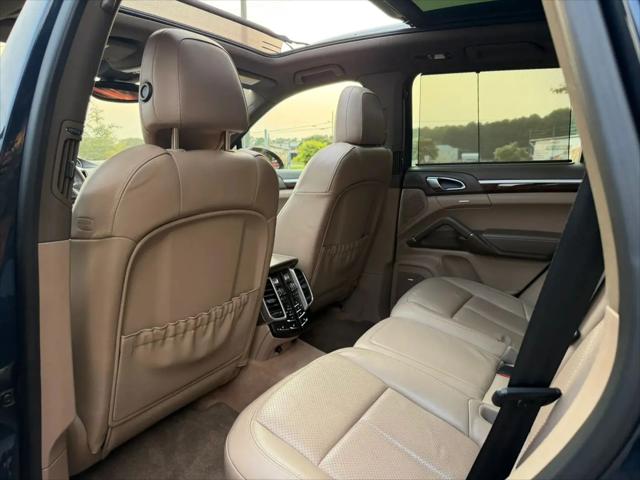 2013 Porsche Cayenne S