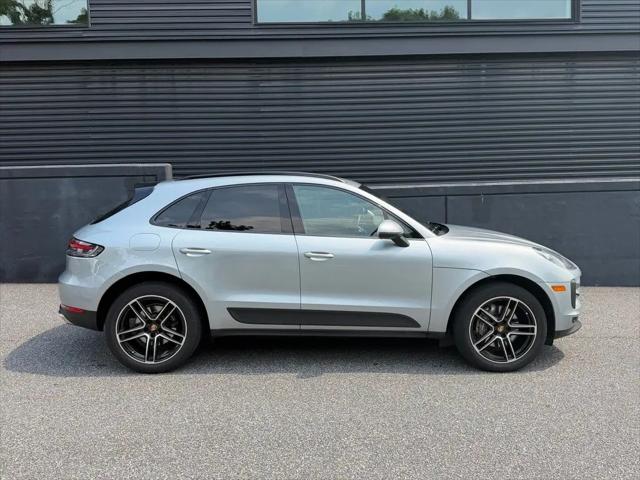 2021 Porsche Macan Macan