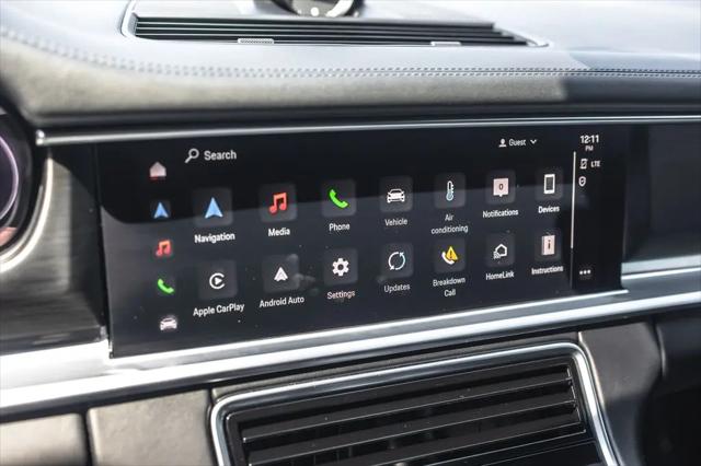2023 Porsche Panamera 4 Platinum Edition