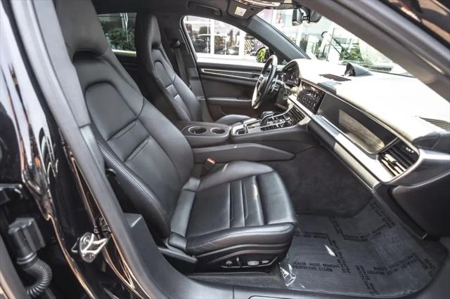 2023 Porsche Panamera 4 Platinum Edition