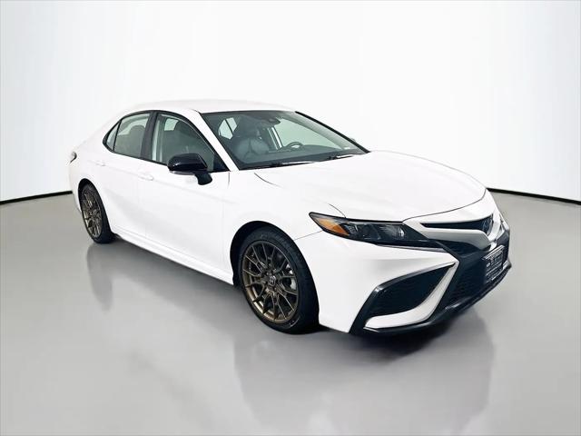 2023 Toyota Camry SE Hybrid for sale in Shiloh, IL