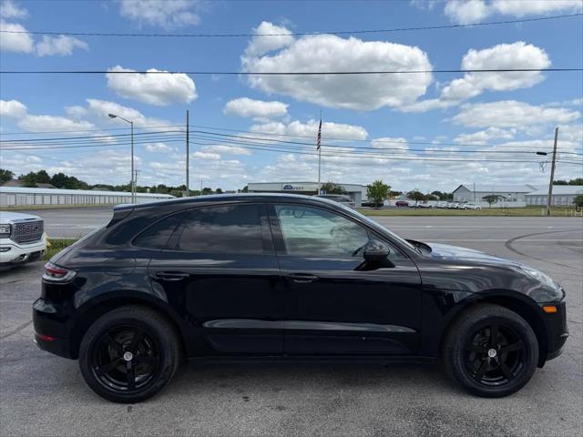 2020 Porsche Macan Macan