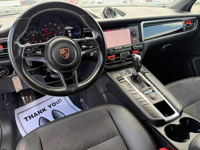 2020 Porsche Macan Macan