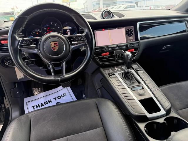 2020 Porsche Macan Macan