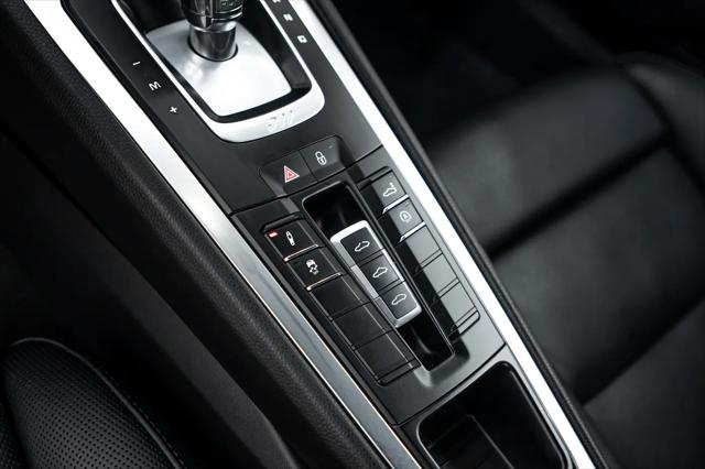 2017 Porsche 911 Carrera 4S