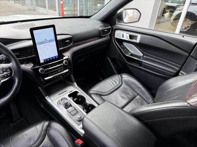 2022 Ford Explorer Platinum