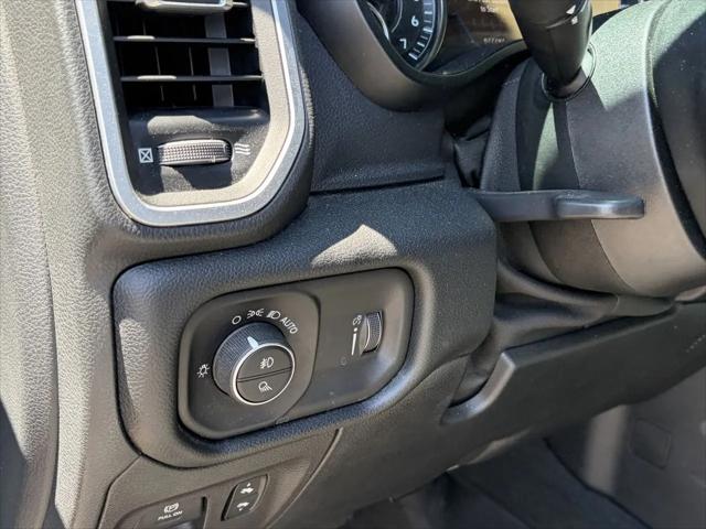 2021 Ram 1500 Big Horn Crew Cab 4x4 5'7" Box