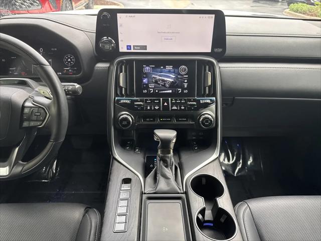 2025 Lexus LX Luxury