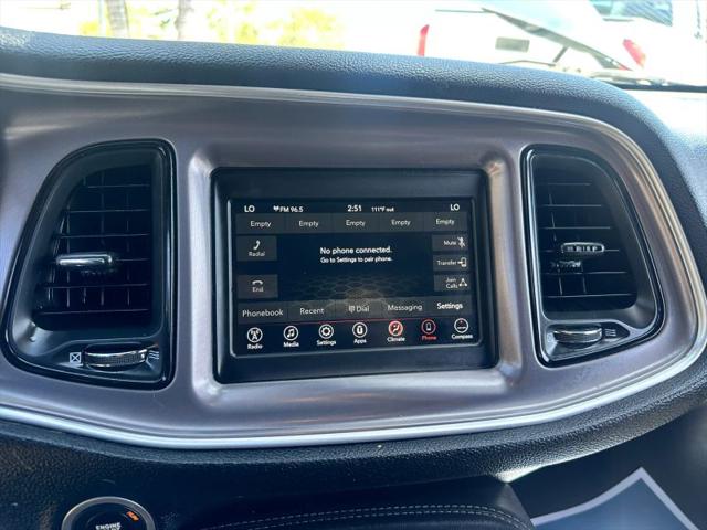 2019 Dodge Challenger SXT