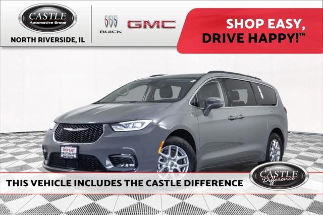 2022 Chrysler Pacifica Touring L for sale in North Riverside, IL