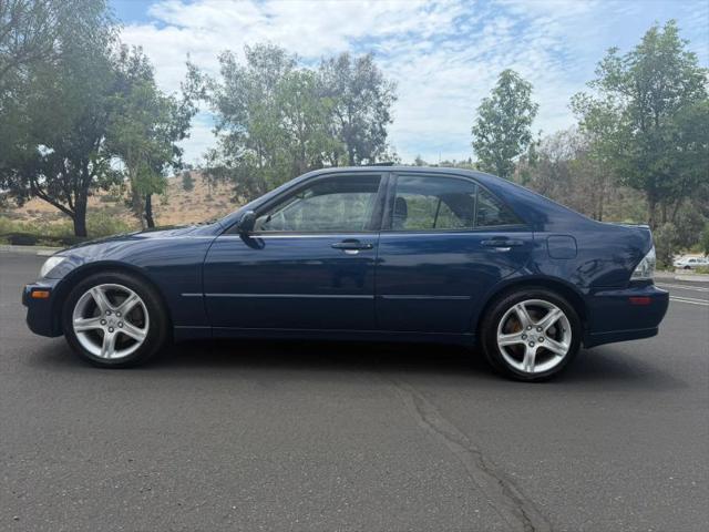 2005 Lexus IS 300 300