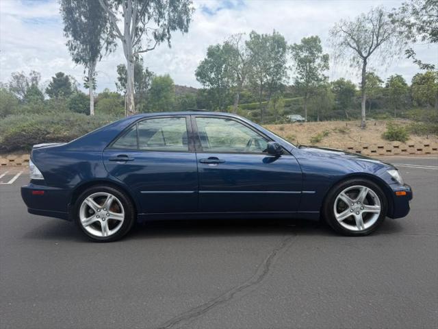 2005 Lexus IS 300 300