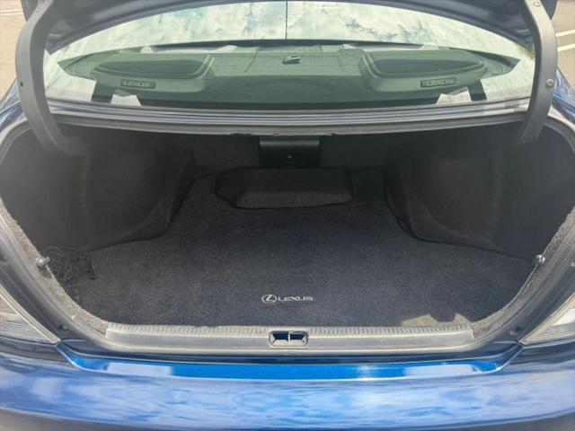 2005 Lexus IS 300 300