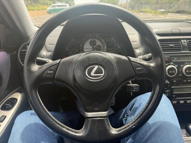 2005 Lexus IS 300 300