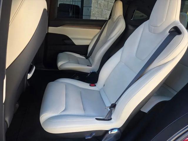 2022 Tesla Model X Dual Motor All-Wheel Drive