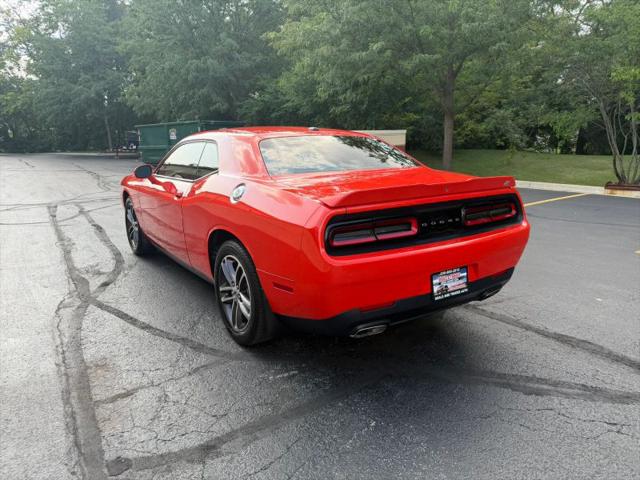 2019 Dodge Challenger SXT AWD