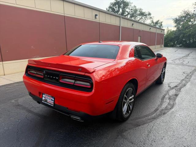 2019 Dodge Challenger SXT AWD