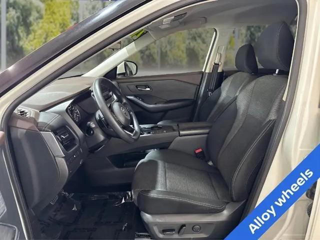 2021 Nissan Rogue SV FWD