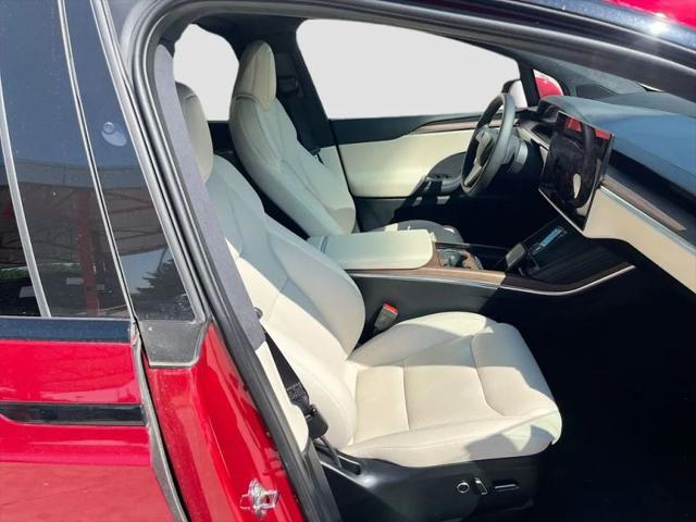 2023 Tesla Model X Standard Range