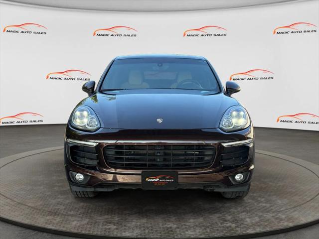 2016 Porsche Cayenne Base