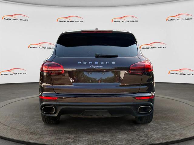 2016 Porsche Cayenne Base