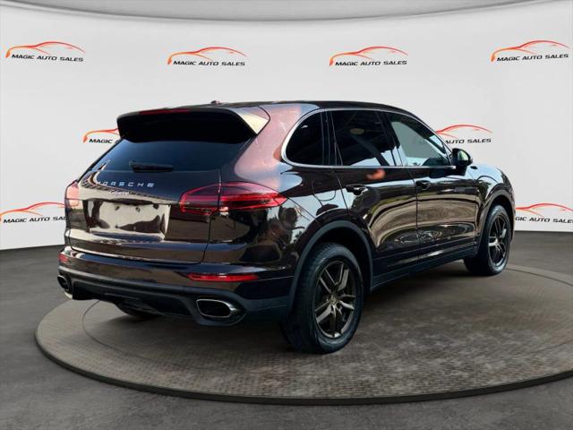 2016 Porsche Cayenne Base