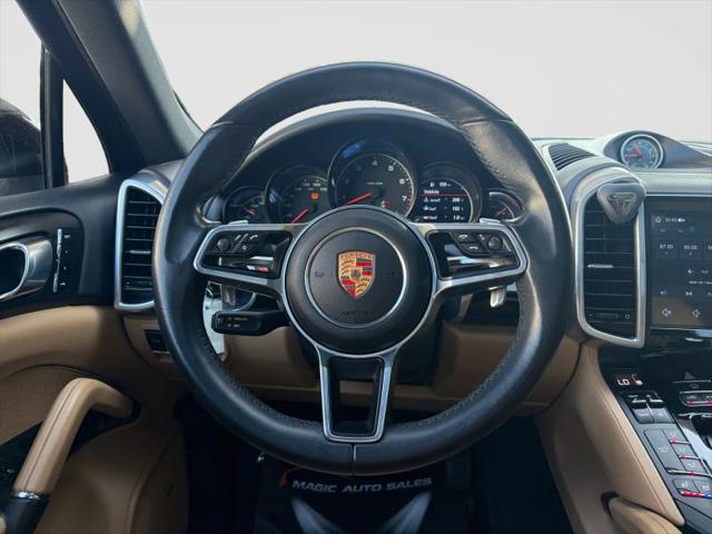 2016 Porsche Cayenne Base