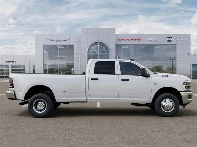 2026 Ram 3500 Tradesman Crew Cab 4x4 8 Box