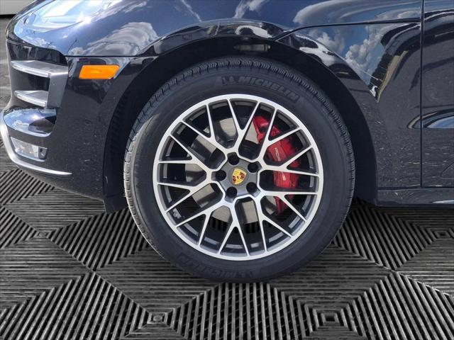2017 Porsche Macan Turbo